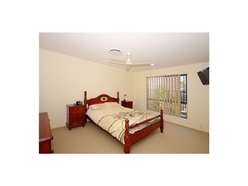 18 Bayswater Drive, Urraween QLD 4655