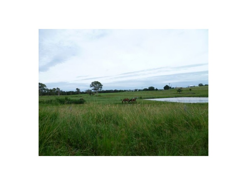 284 Lower Mountain Road, Dundowran QLD 4655