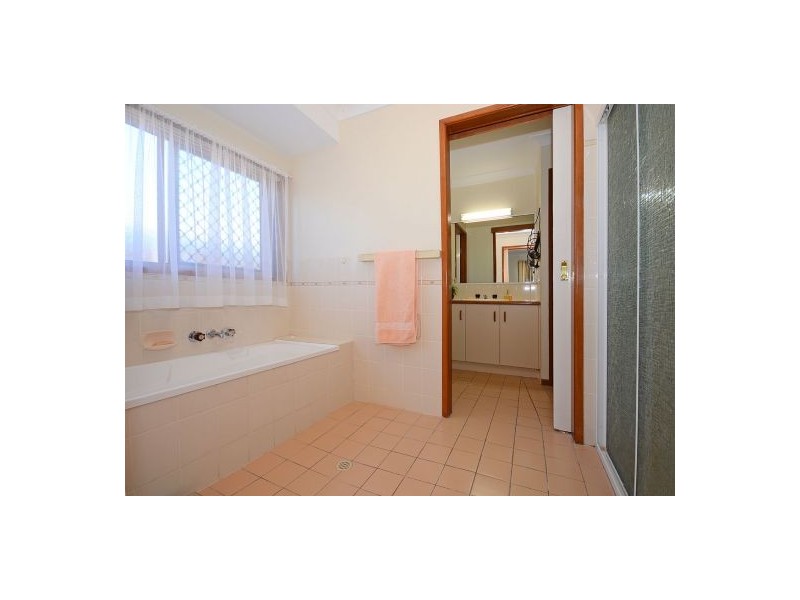 92 Snapper Street, Kawungan QLD 4655