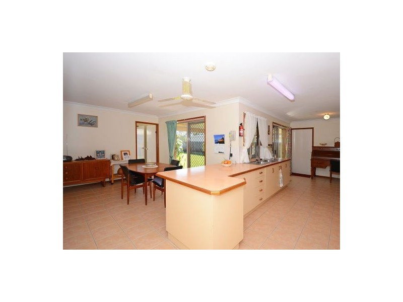 92 Snapper Street, Kawungan QLD 4655