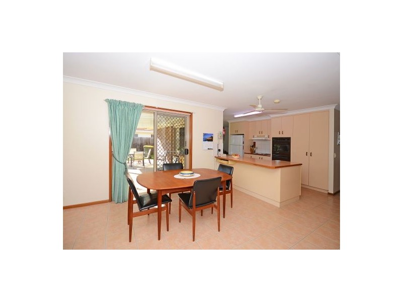 92 Snapper Street, Kawungan QLD 4655