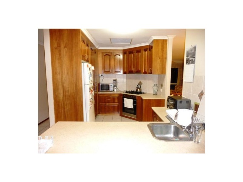 7 Rialto Crt, Urangan QLD 4655