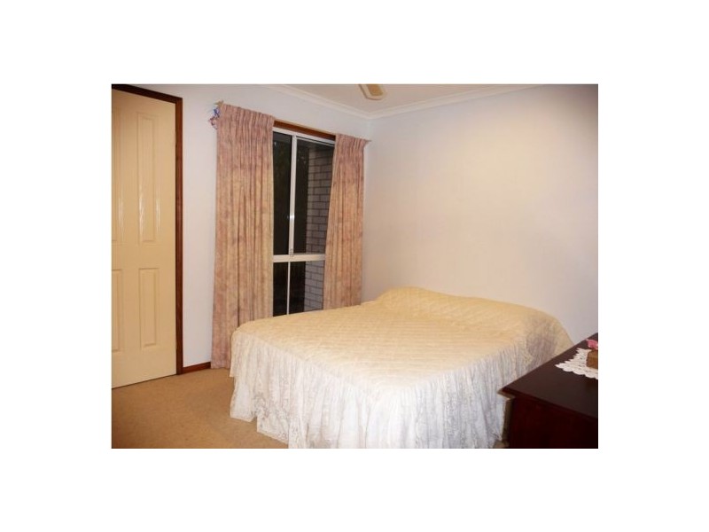 7 Rialto Crt, Urangan QLD 4655