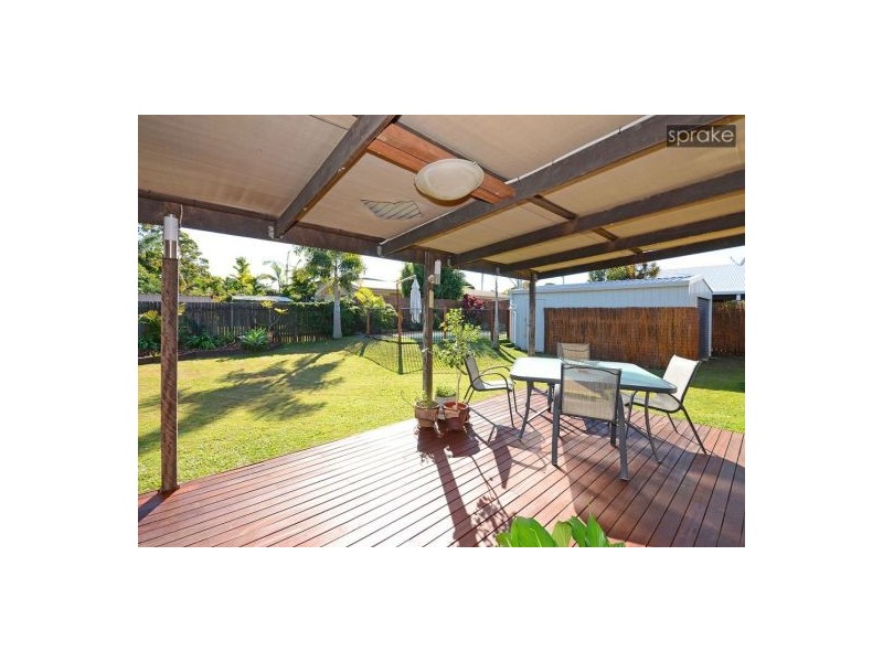 12 Carlton Street, Point Vernon QLD 4655
