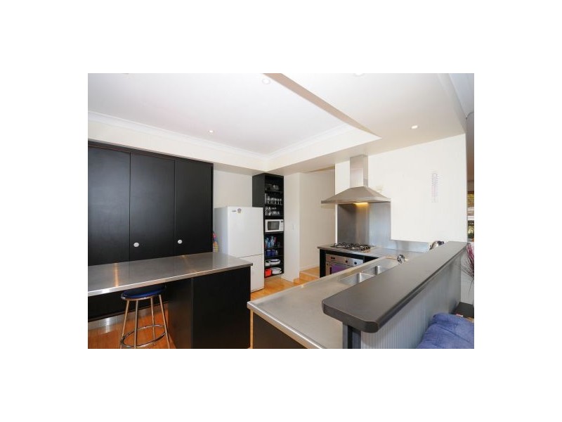 17 Scenic Crt, Dundowran Beach QLD 4655