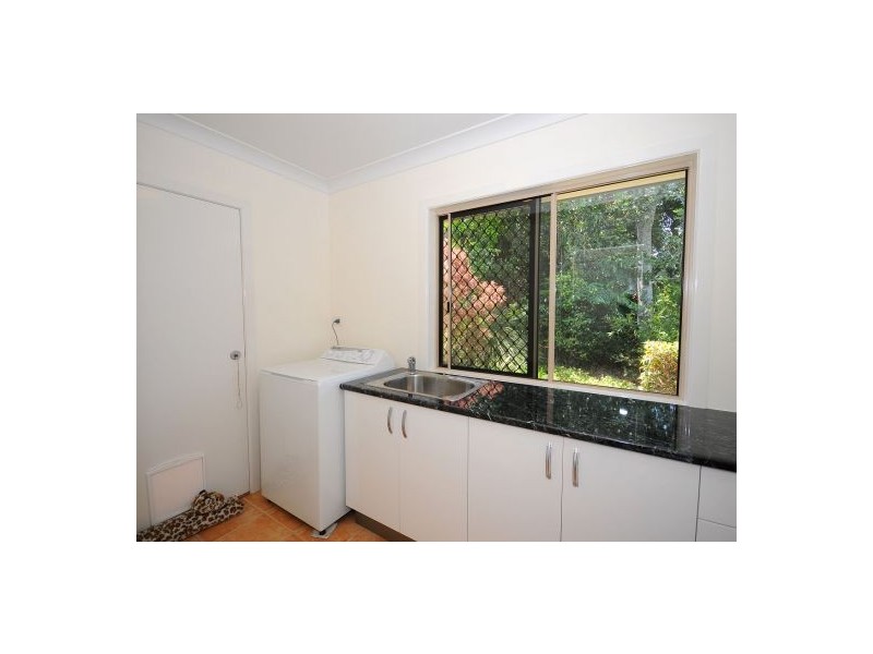17 Scenic Crt, Dundowran Beach QLD 4655