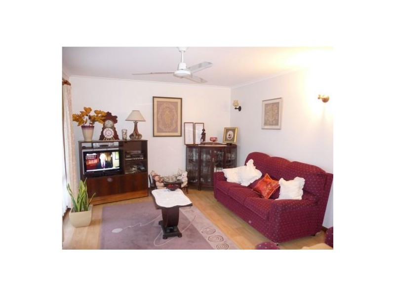 20 Kuruman St, Scarness QLD 4655