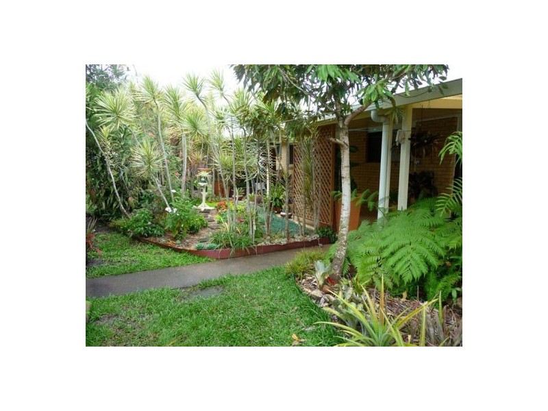 20 Kuruman St, Scarness QLD 4655