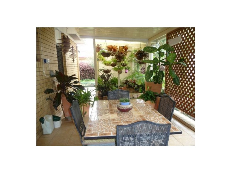 20 Kuruman St, Scarness QLD 4655