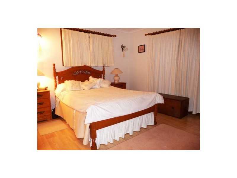 20 Kuruman St, Scarness QLD 4655