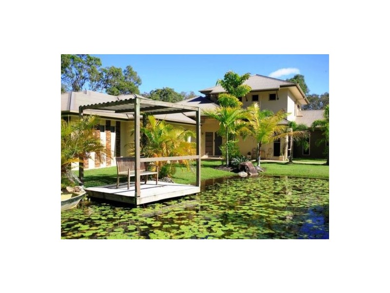 5 Mexican Court, Urangan QLD 4655