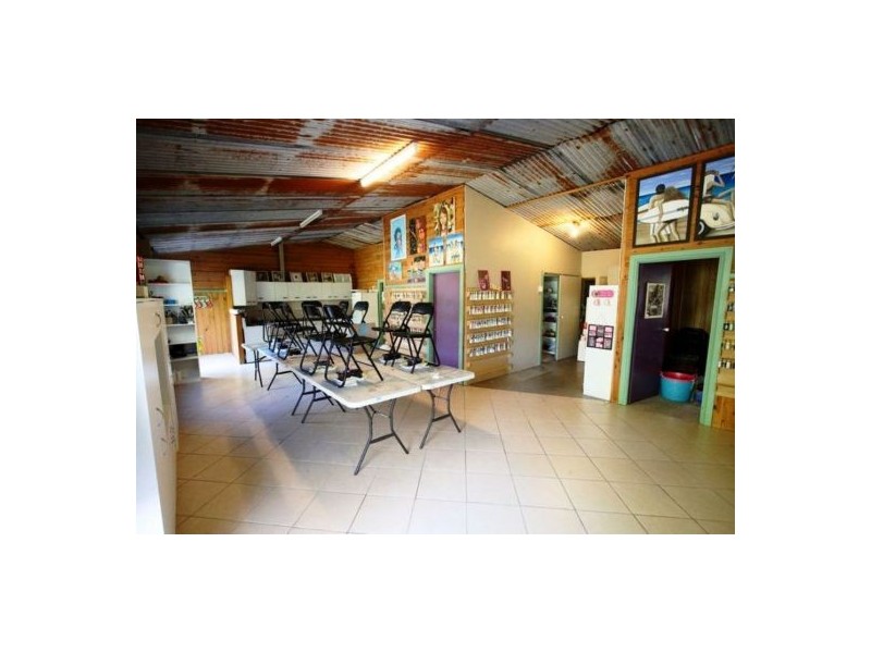 5 Mexican Court, Urangan QLD 4655