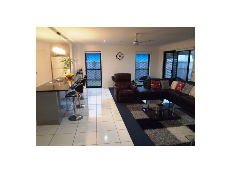 20 Bianca Court, Torquay QLD 4655