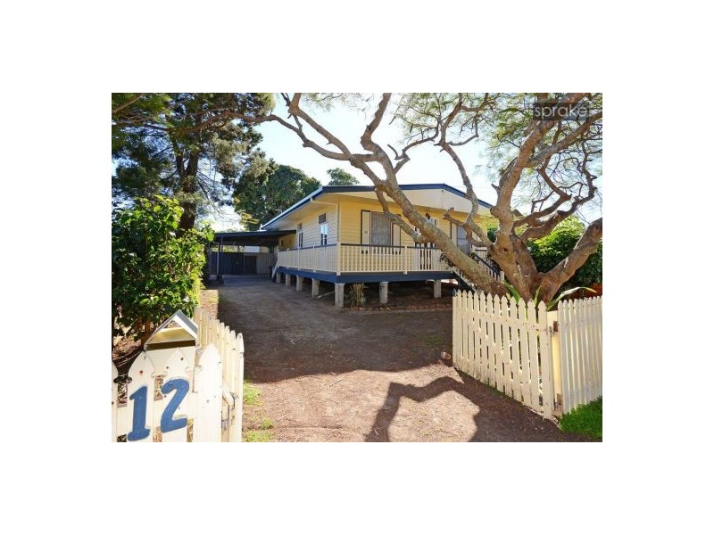 12 Shell Street, Urangan QLD 4655