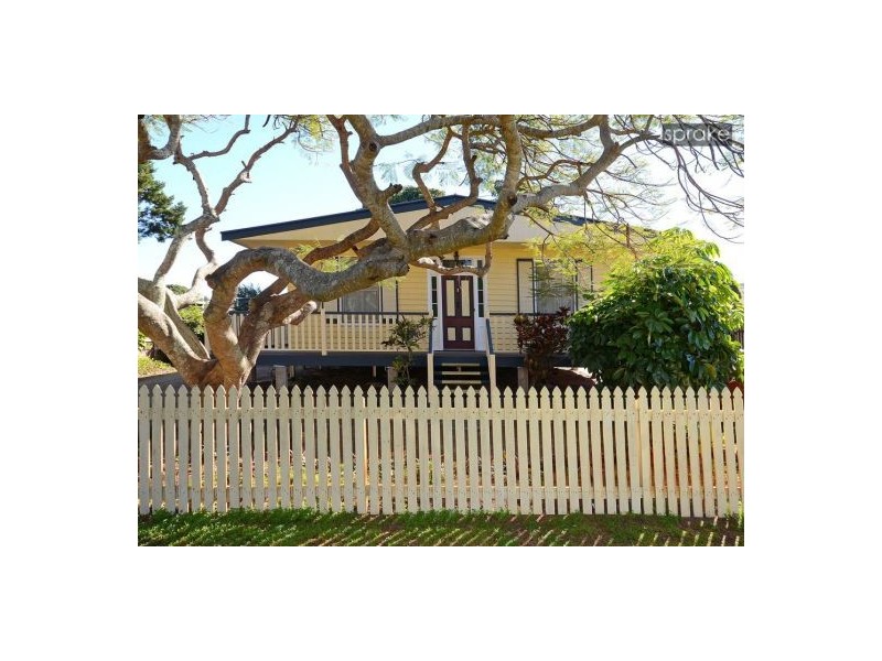 12 Shell Street, Urangan QLD 4655