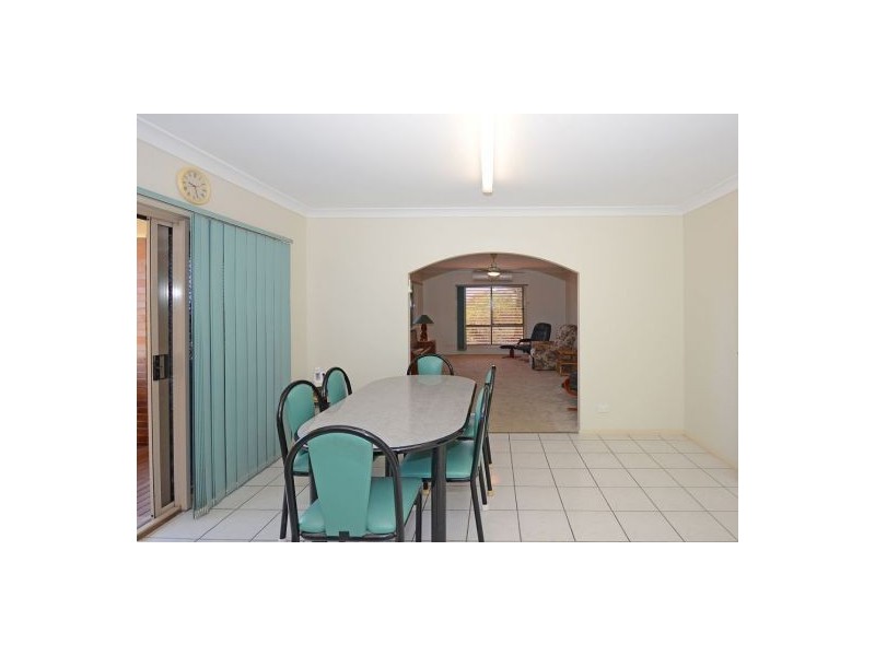 5 Nissen Court, Urraween QLD 4655