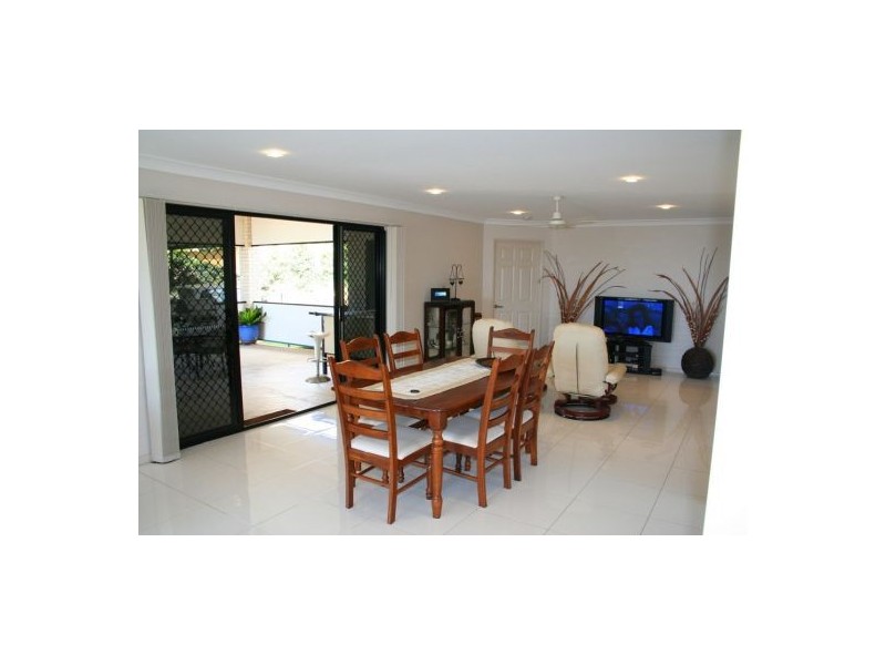 42 Crawford Drive, Dundowran QLD 4655