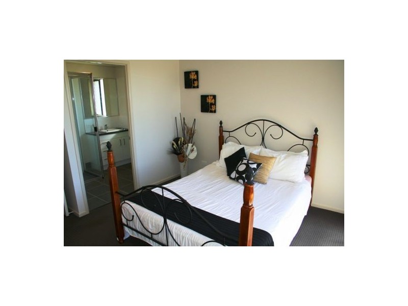 42 Crawford Drive, Dundowran QLD 4655