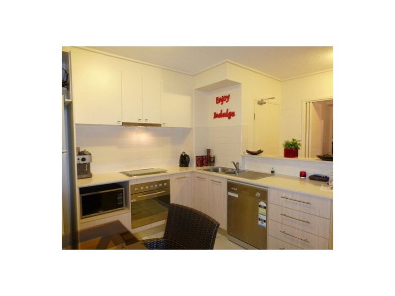 15/68 Pulgul Street, Urangan QLD 4655