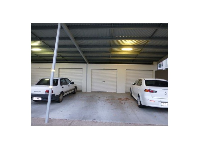 15/68 Pulgul Street, Urangan QLD 4655