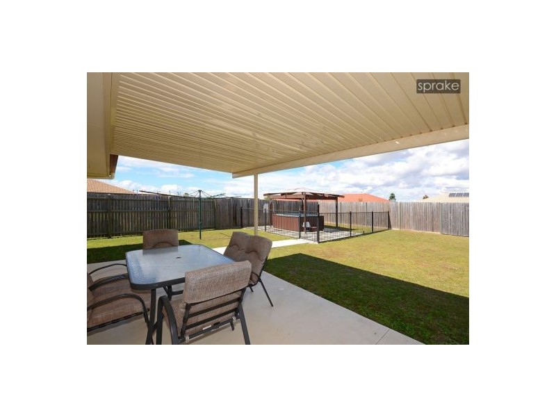 16 Kensi Court, Point Vernon QLD 4655