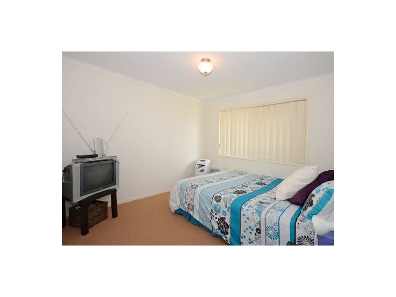16 Kensi Court, Point Vernon QLD 4655