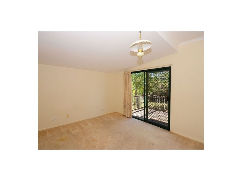 5 Par Court, Urraween QLD 4655