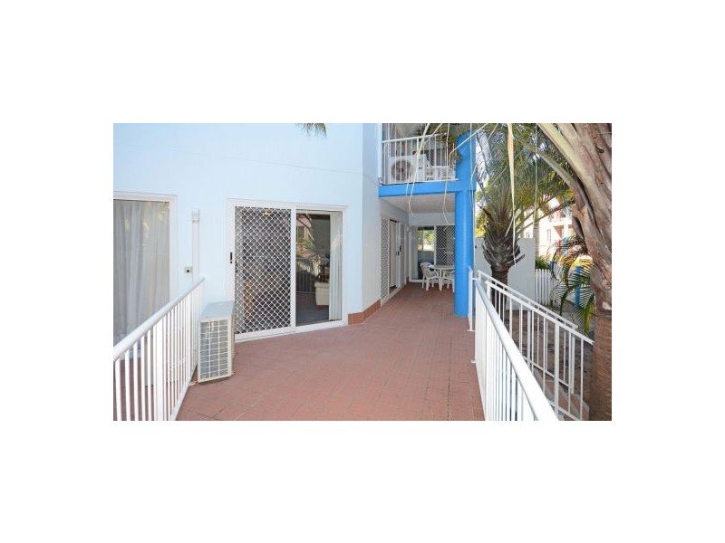 Unit 106 397 Esplanade, Torquay QLD 4655