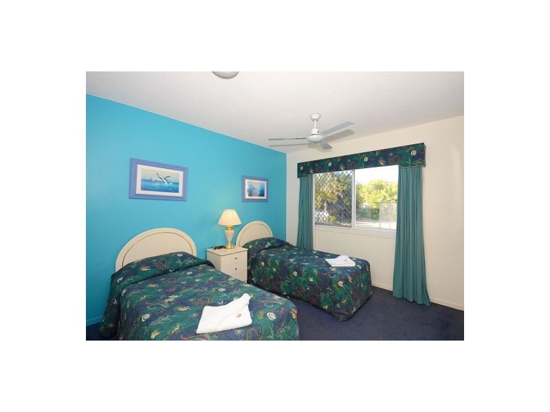 Unit 106 397 Esplanade, Torquay QLD 4655