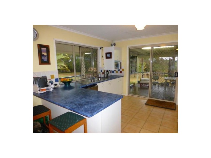 40 Haydn Dr, Kawungan QLD 4655