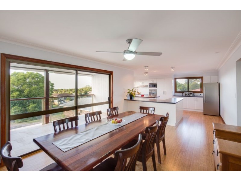 18 Hillcrest Avenue, Scarness QLD 4655