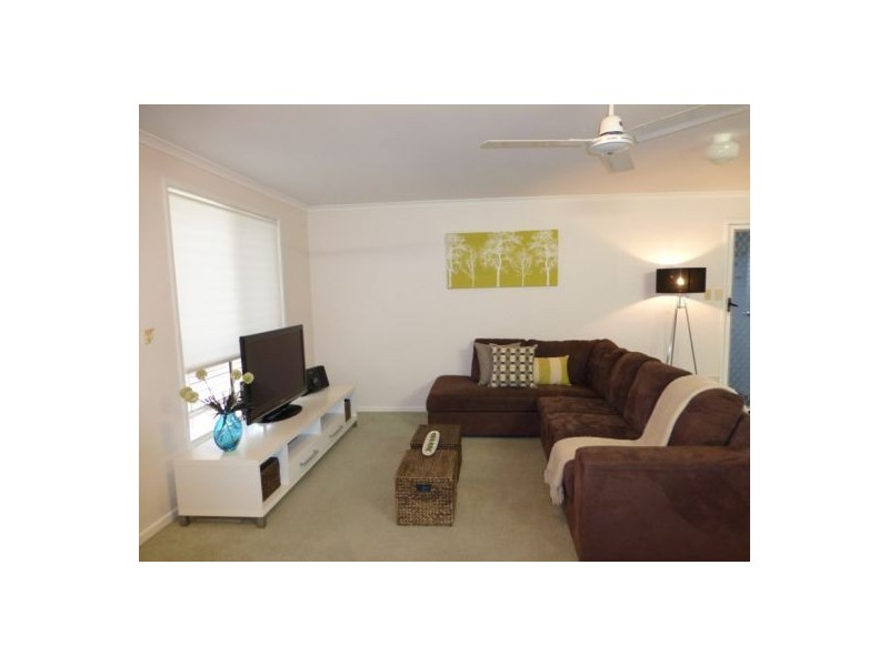 15 Marineview Ave, Scarness QLD 4655