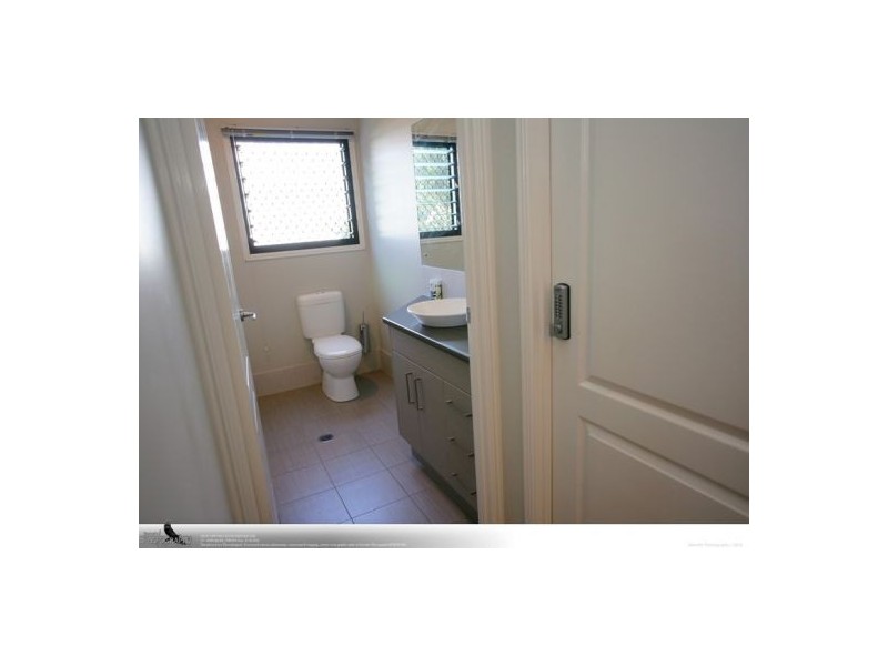 4 Fraser Outlook Crt, Kawungan QLD 4655