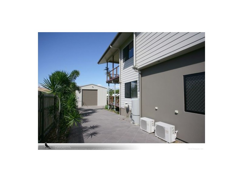 4 Fraser Outlook Crt, Kawungan QLD 4655