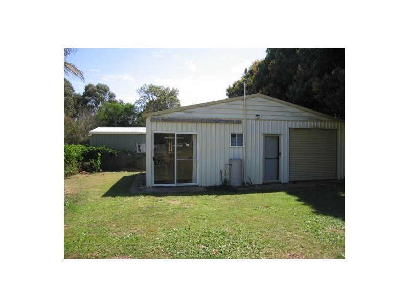 45 Long Street, Point Vernon QLD 4655