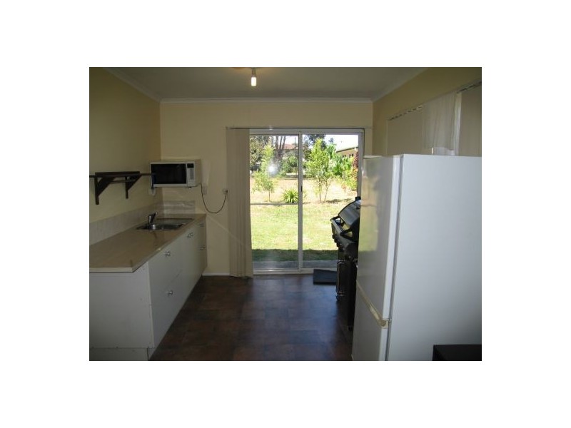 45 Long Street, Point Vernon QLD 4655