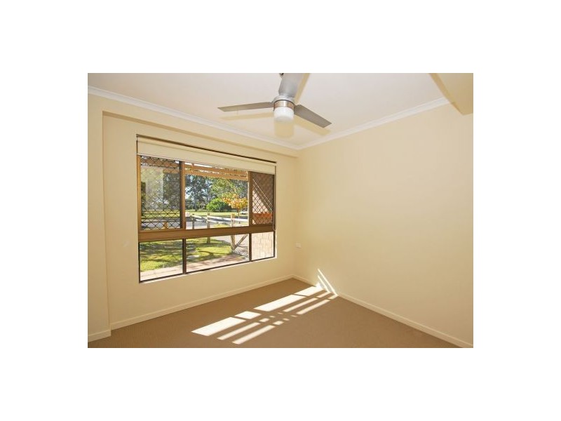 15 Flinders Street, Point Vernon QLD 4655