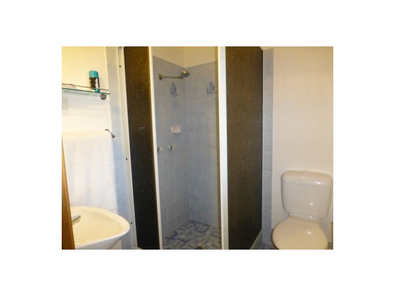 43 Banksia Street, Point Vernon QLD 4655