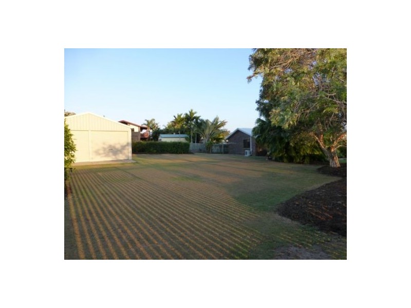 43 Banksia Street, Point Vernon QLD 4655