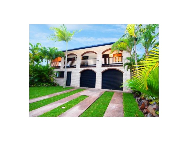 1 Esplanade, Point Vernon QLD 4655