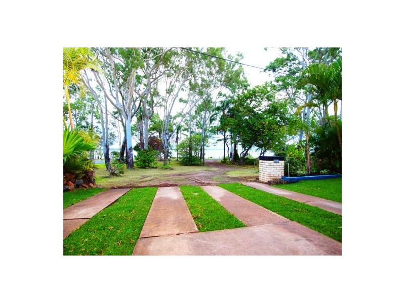 1 Esplanade, Point Vernon QLD 4655