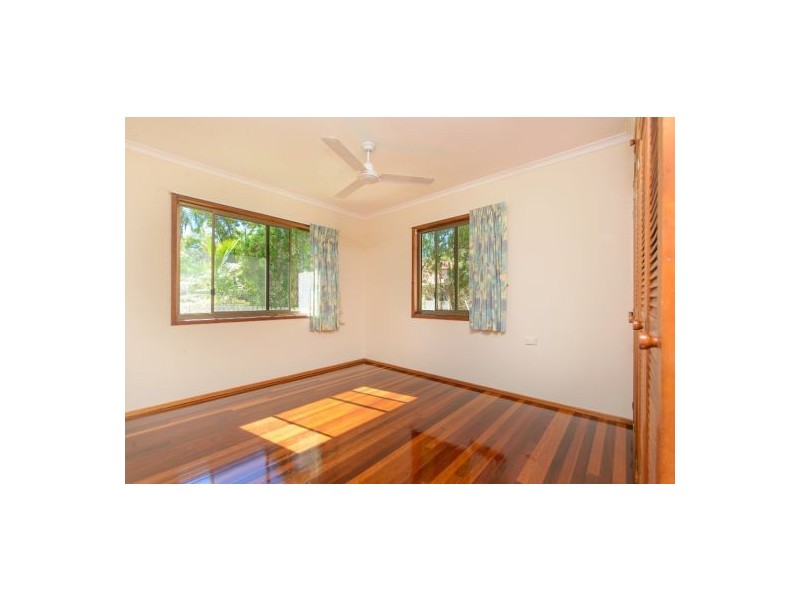 1 Esplanade, Point Vernon QLD 4655