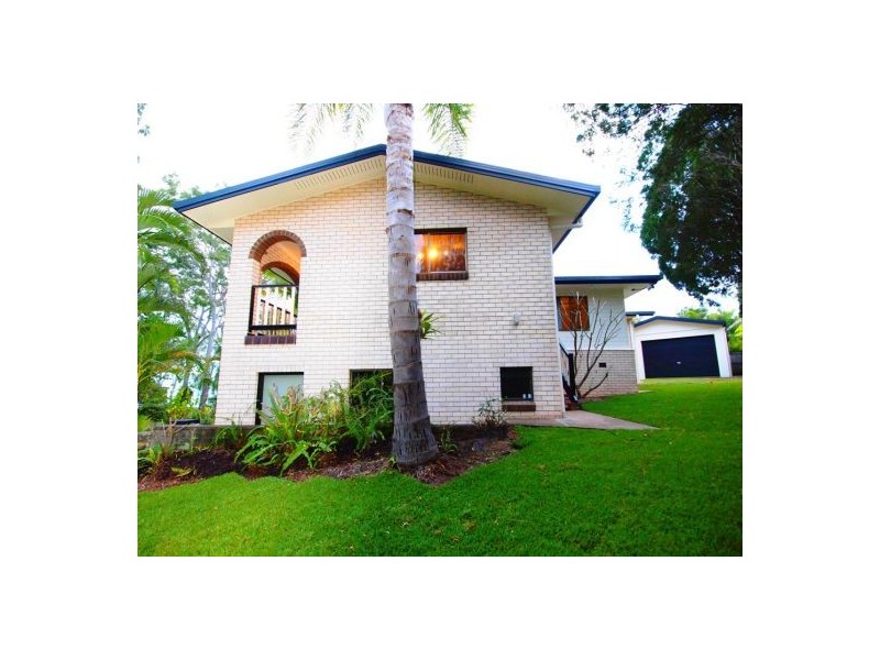 1 Esplanade, Point Vernon QLD 4655