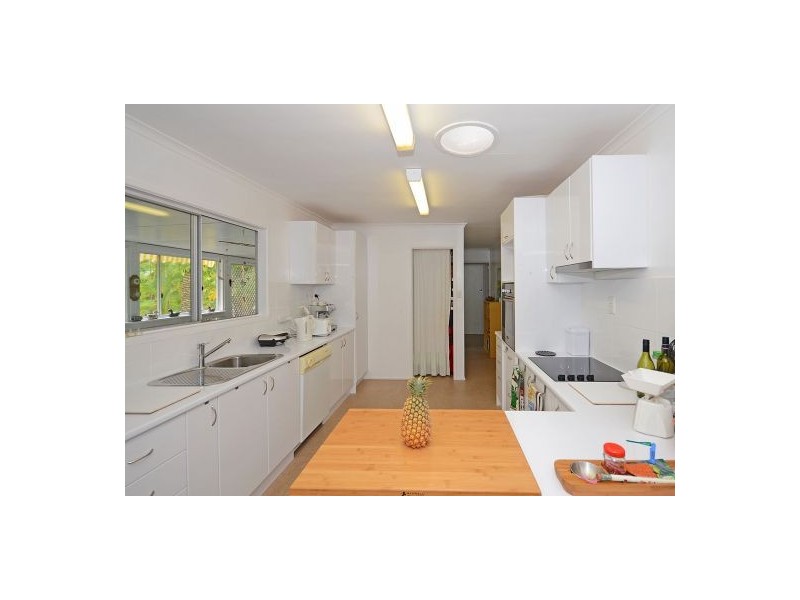 23-25 Beach Road, Pialba QLD 4655