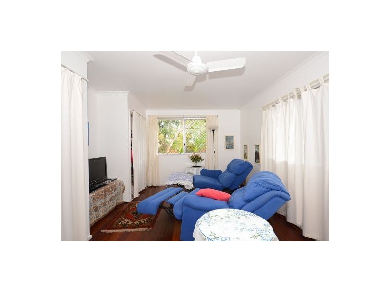 23-25 Beach Road, Pialba QLD 4655