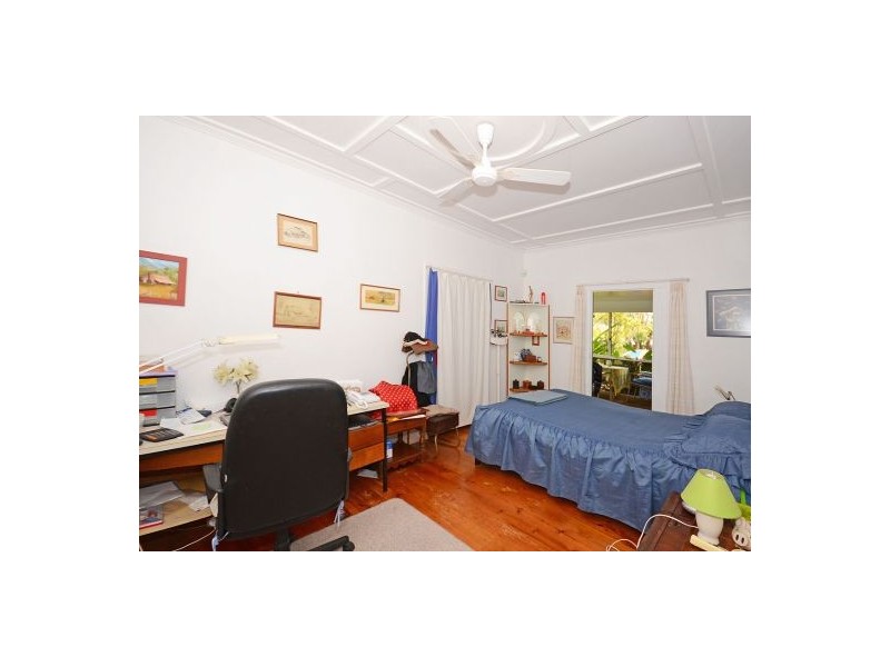 23-25 Beach Road, Pialba QLD 4655