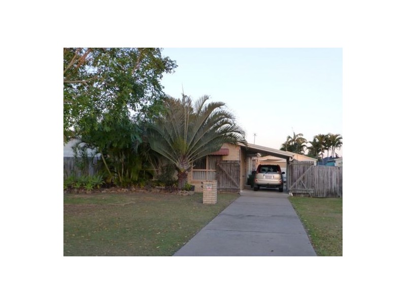 8 Dougan St, Point Vernon QLD 4655