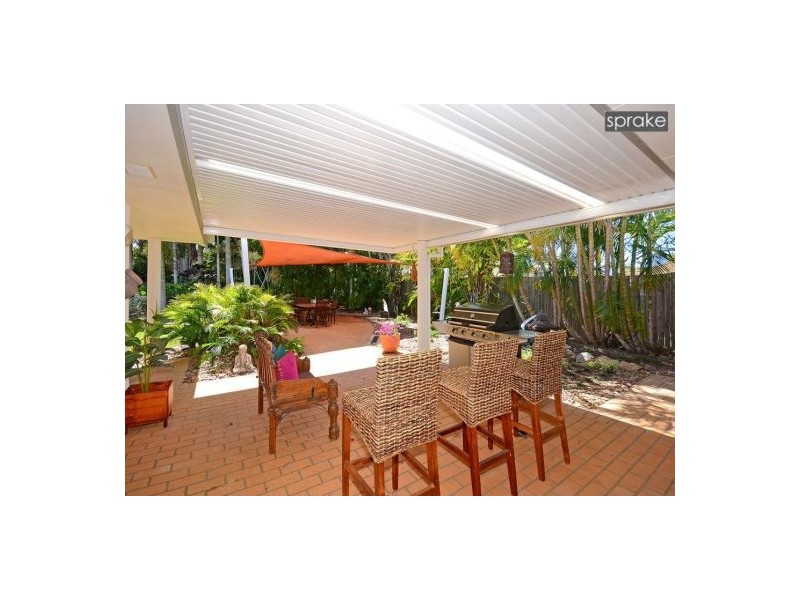 52 Corfield Street, Point Vernon QLD 4655