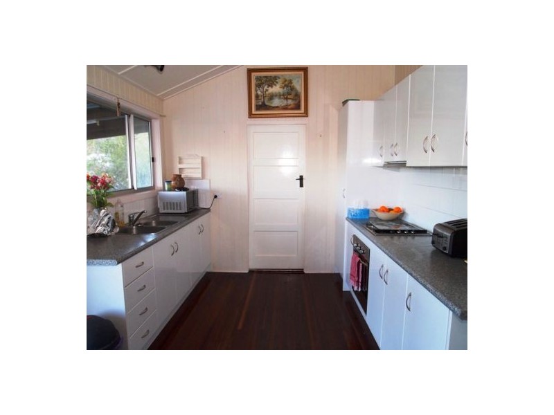 49 Crawford Dr, Dundowran QLD 4655