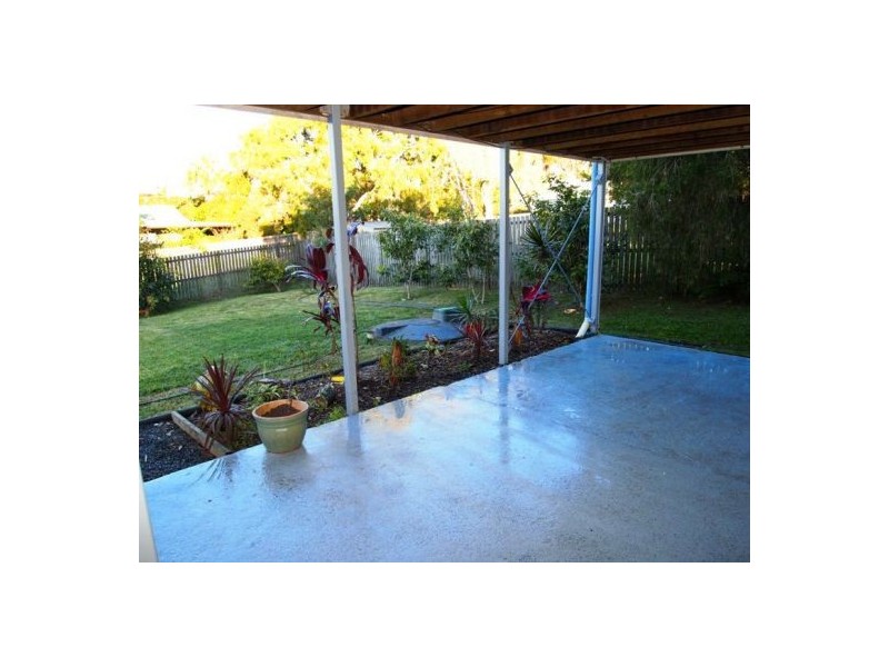 49 Crawford Dr, Dundowran QLD 4655